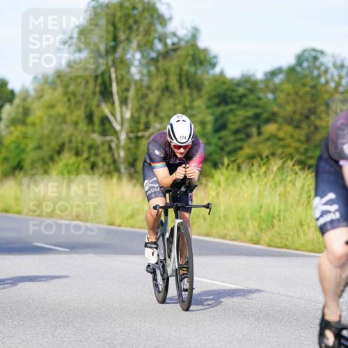 31.08.2025 - Elbe Triathlon Hamburg Michael Burmester http://msf.ph/oto/8662796 31.08.2025 09:12:31 Radfahren 174, 179, 266, 311 meine-sportfotos.de