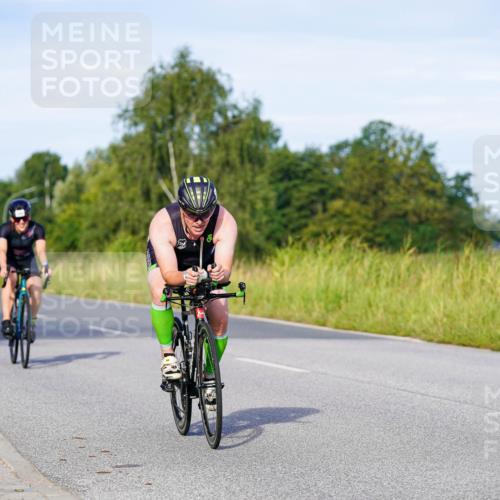 31.08.2025 - Elbe Triathlon Hamburg Michael Burmester http://msf.ph/oto/8662800 31.08.2025 09:12:31 Radfahren 174, 179, 266, 311 meine-sportfotos.de