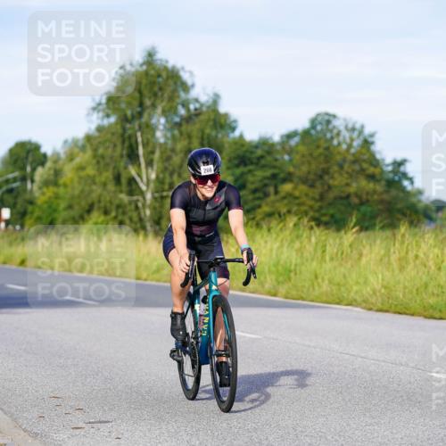 31.08.2025 - Elbe Triathlon Hamburg Michael Burmester http://msf.ph/oto/8662805 31.08.2025 09:12:32 Radfahren 174, 179, 266, 311, 444, 471 meine-sportfotos.de