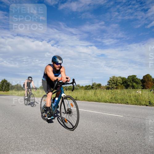 31.08.2025 - Elbe Triathlon Hamburg Michael Burmester http://msf.ph/oto/8662832 31.08.2025 09:27:53 Radfahren 324, 624 meine-sportfotos.de