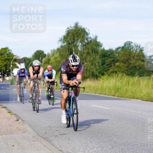 31.08.2025 - Elbe Triathlon Hamburg Michael Burmester http://msf.ph/oto/8662856 31.08.2025 09:12:57 Radfahren 175, 223, 247, 269, 278, 316, 324, 385, 434 meine-sportfotos.de