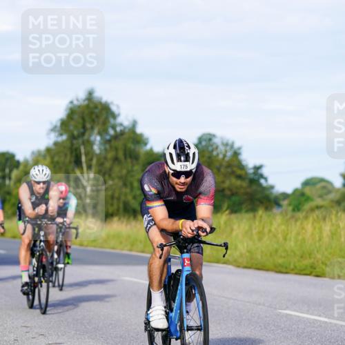 31.08.2025 - Elbe Triathlon Hamburg Michael Burmester http://msf.ph/oto/8662861 31.08.2025 09:12:57 Radfahren 175, 223, 247, 269, 278, 316, 324, 385, 434 meine-sportfotos.de