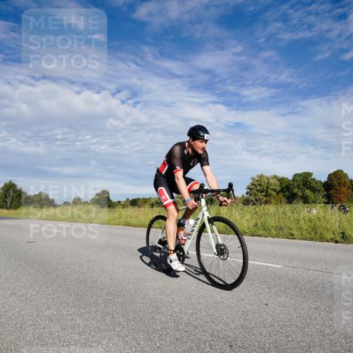 31.08.2025 - Elbe Triathlon Hamburg Michael Burmester http://msf.ph/oto/8662877 31.08.2025 09:28:40 Radfahren 282, 298, 337, 466, 486, 519 meine-sportfotos.de