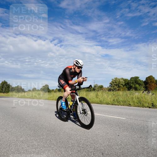 31.08.2025 - Elbe Triathlon Hamburg Michael Burmester http://msf.ph/oto/8662902 31.08.2025 09:29:02 Radfahren 216, 259, 292, 360 meine-sportfotos.de