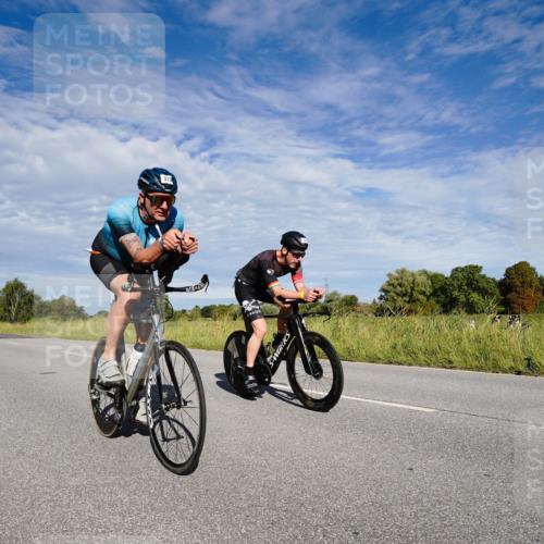 31.08.2025 - Elbe Triathlon Hamburg Michael Burmester http://msf.ph/oto/8662912 31.08.2025 09:29:12 Radfahren 165, 359, 360, 377, 660 meine-sportfotos.de