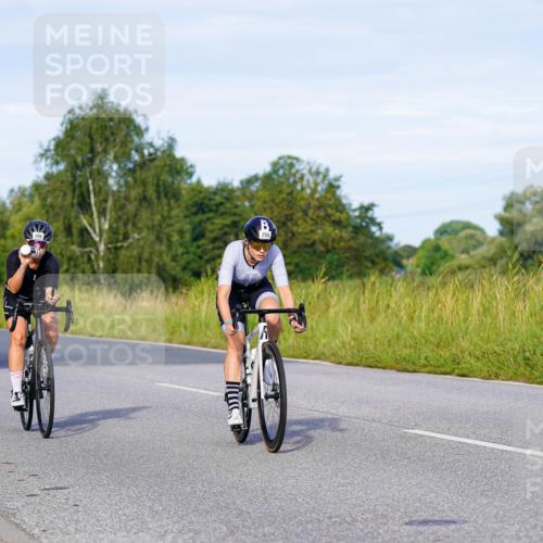 31.08.2025 - Elbe Triathlon Hamburg Michael Burmester http://msf.ph/oto/8662914 31.08.2025 09:13:06 Radfahren 268, 281, 298, 324, 507, 514 meine-sportfotos.de