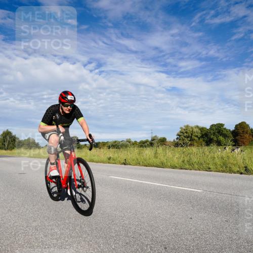31.08.2025 - Elbe Triathlon Hamburg Michael Burmester http://msf.ph/oto/8662931 31.08.2025 09:29:41 Radfahren 286, 393, 598 meine-sportfotos.de