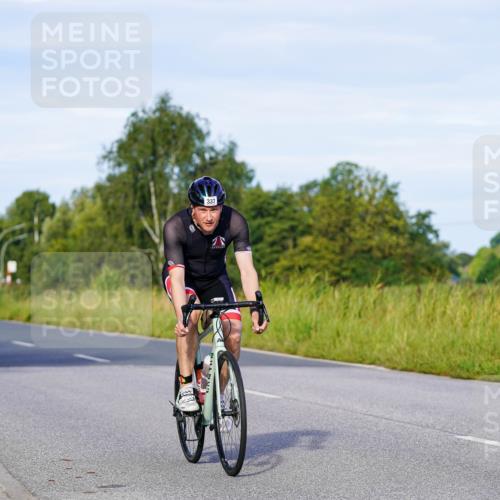 31.08.2025 - Elbe Triathlon Hamburg Michael Burmester http://msf.ph/oto/8662945 31.08.2025 09:13:17 Radfahren 258, 286, 337 meine-sportfotos.de