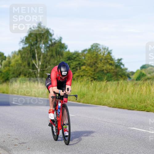 31.08.2025 - Elbe Triathlon Hamburg Michael Burmester http://msf.ph/oto/8662950 31.08.2025 09:13:19 Radfahren 258, 286, 337 meine-sportfotos.de