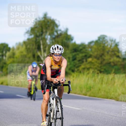 31.08.2025 - Elbe Triathlon Hamburg Michael Burmester http://msf.ph/oto/8662969 31.08.2025 09:13:30 Radfahren 168, 259, 292, 299, 345, 355, 393, 619 meine-sportfotos.de