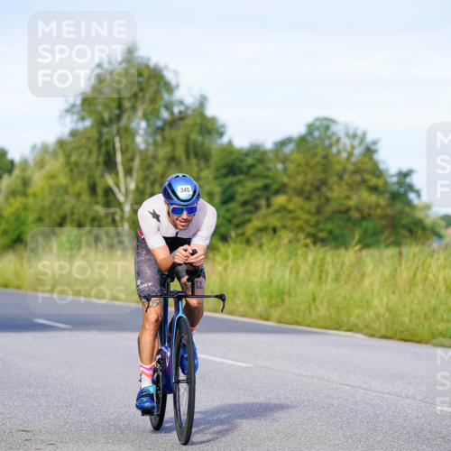 31.08.2025 - Elbe Triathlon Hamburg Michael Burmester http://msf.ph/oto/8662987 31.08.2025 09:13:33 Radfahren 259, 292, 345, 355, 393 meine-sportfotos.de