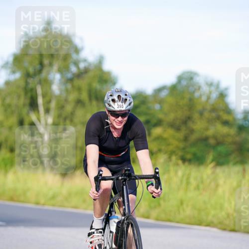 31.08.2025 - Elbe Triathlon Hamburg Michael Burmester http://msf.ph/oto/8662998 31.08.2025 09:13:37 Radfahren 197, 393 meine-sportfotos.de