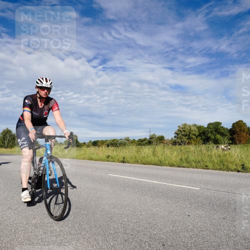 31.08.2025 - Elbe Triathlon Hamburg Michael Burmester http://msf.ph/oto/8663036 31.08.2025 09:31:10 Radfahren 290, 322, 352, 394 meine-sportfotos.de