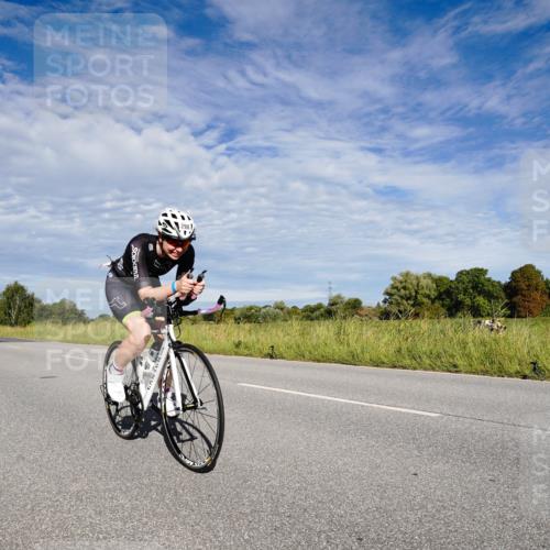 31.08.2025 - Elbe Triathlon Hamburg Michael Burmester http://msf.ph/oto/8663040 31.08.2025 09:31:14 Radfahren 290, 607 meine-sportfotos.de