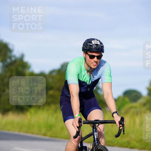 31.08.2025 - Elbe Triathlon Hamburg Michael Burmester http://msf.ph/oto/8663061 31.08.2025 09:13:54 Radfahren 221, 414, 490, 533, 551 meine-sportfotos.de