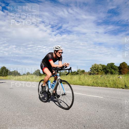 31.08.2025 - Elbe Triathlon Hamburg Michael Burmester http://msf.ph/oto/8663213 31.08.2025 09:34:04 Radfahren 319, 367, 416, 480, 515, 516, 545, 682, 696 meine-sportfotos.de