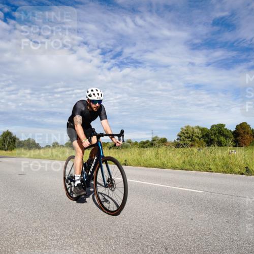 31.08.2025 - Elbe Triathlon Hamburg Michael Burmester http://msf.ph/oto/8663222 31.08.2025 09:34:09 Radfahren 319, 416, 515, 710 meine-sportfotos.de