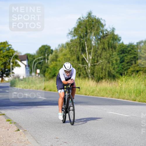 31.08.2025 - Elbe Triathlon Hamburg Michael Burmester http://msf.ph/oto/8663239 31.08.2025 09:15:16 Radfahren 192, 274, 290, 333, 359 meine-sportfotos.de