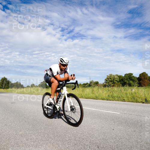 31.08.2025 - Elbe Triathlon Hamburg Michael Burmester http://msf.ph/oto/8663248 31.08.2025 09:34:40 Radfahren 228, 410 meine-sportfotos.de