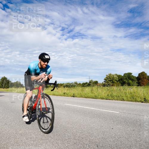 31.08.2025 - Elbe Triathlon Hamburg Michael Burmester http://msf.ph/oto/8663252 31.08.2025 09:34:54 Radfahren 375, 422, 440, 441, 537, 568, 606, 727 meine-sportfotos.de