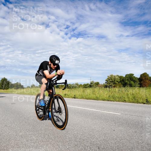 31.08.2025 - Elbe Triathlon Hamburg Michael Burmester http://msf.ph/oto/8663329 31.08.2025 09:36:02 Radfahren 426, 430, 443, 746, 769, 834 meine-sportfotos.de