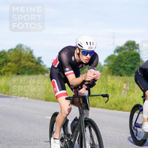 31.08.2025 - Elbe Triathlon Hamburg Michael Burmester http://msf.ph/oto/8663367 31.08.2025 09:16:09 Radfahren 170, 176, 213, 232, 238, 285, 528, 535 meine-sportfotos.de