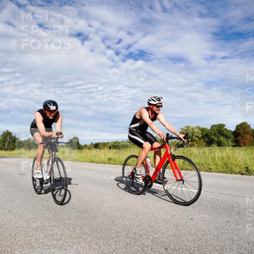 31.08.2025 - Elbe Triathlon Hamburg Michael Burmester http://msf.ph/oto/8663402 31.08.2025 09:37:13 Radfahren 254, 309, 325, 470, 557, 626, 677 meine-sportfotos.de