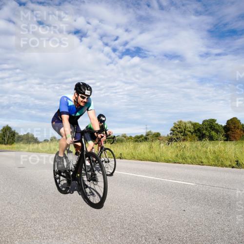 31.08.2025 - Elbe Triathlon Hamburg Michael Burmester http://msf.ph/oto/8663430 31.08.2025 09:37:33 Radfahren 270, 386, 543, 575, 690, 925 meine-sportfotos.de