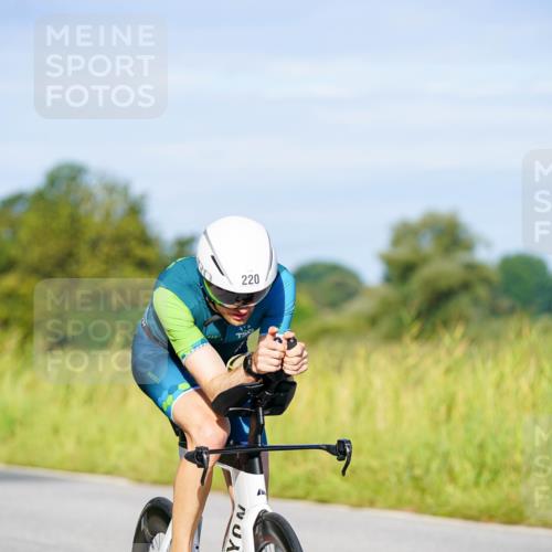 31.08.2025 - Elbe Triathlon Hamburg Michael Burmester http://msf.ph/oto/8663436 31.08.2025 09:16:58 Radfahren 220, 598 meine-sportfotos.de