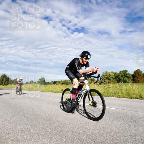 31.08.2025 - Elbe Triathlon Hamburg Michael Burmester http://msf.ph/oto/8663454 31.08.2025 09:37:56 Radfahren 252, 351, 379, 435, 456, 540, 551, 554, 597 meine-sportfotos.de