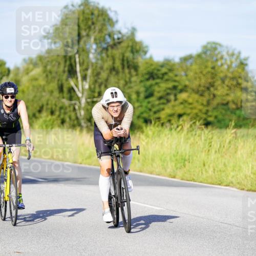 31.08.2025 - Elbe Triathlon Hamburg Michael Burmester http://msf.ph/oto/8663461 31.08.2025 09:17:13 Radfahren 196, 225, 297 meine-sportfotos.de