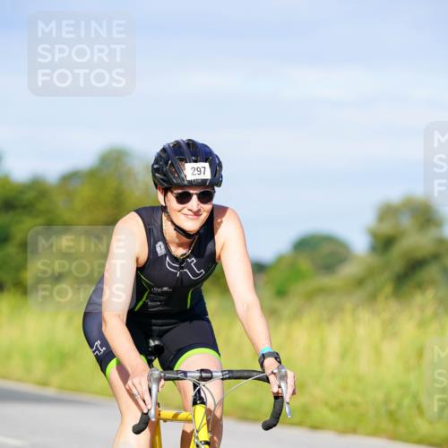 31.08.2025 - Elbe Triathlon Hamburg Michael Burmester http://msf.ph/oto/8663470 31.08.2025 09:17:15 Radfahren 196, 225, 297, 378 meine-sportfotos.de