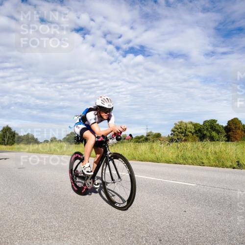 31.08.2025 - Elbe Triathlon Hamburg Michael Burmester http://msf.ph/oto/8663477 31.08.2025 09:38:09 Radfahren 289, 304, 335, 370, 403, 405, 506, 788, 854, 895 meine-sportfotos.de