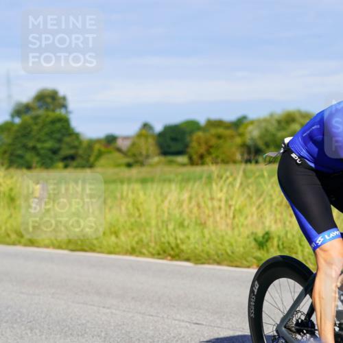 31.08.2025 - Elbe Triathlon Hamburg Michael Burmester http://msf.ph/oto/8663569 31.08.2025 09:18:12 Radfahren 332, 364, 463, 495, 602 meine-sportfotos.de