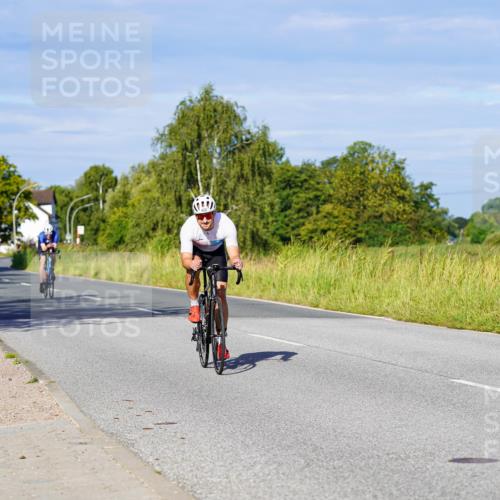 31.08.2025 - Elbe Triathlon Hamburg Michael Burmester http://msf.ph/oto/8663576 31.08.2025 09:18:17 Radfahren 343, 352, 463, 465 meine-sportfotos.de