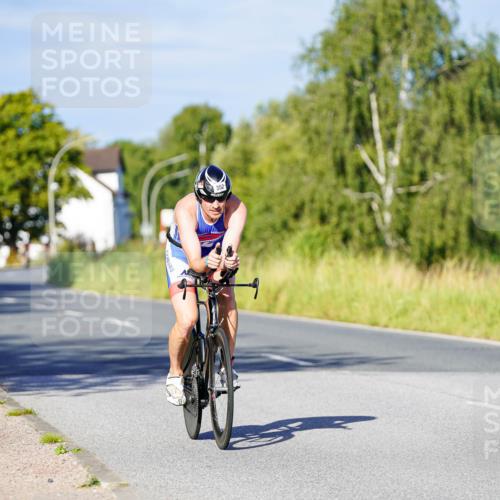 31.08.2025 - Elbe Triathlon Hamburg Michael Burmester http://msf.ph/oto/8663591 31.08.2025 09:18:23 Radfahren 343, 352, 465 meine-sportfotos.de