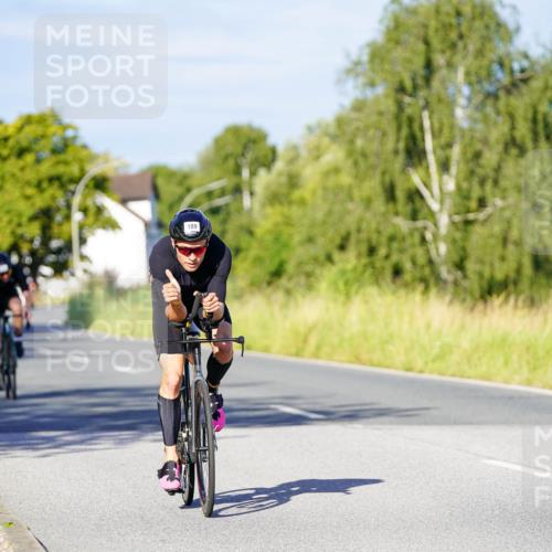 31.08.2025 - Elbe Triathlon Hamburg Michael Burmester http://msf.ph/oto/8663600 31.08.2025 09:18:34 Radfahren 189, 547, 618 meine-sportfotos.de