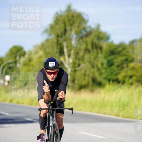 31.08.2025 - Elbe Triathlon Hamburg Michael Burmester http://msf.ph/oto/8663602 31.08.2025 09:18:34 Radfahren 189, 547, 618 meine-sportfotos.de