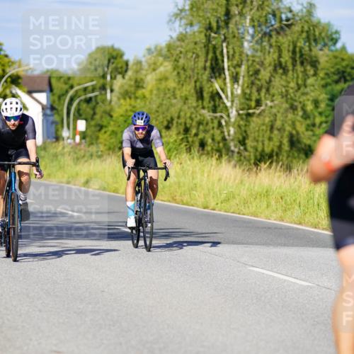 31.08.2025 - Elbe Triathlon Hamburg Michael Burmester http://msf.ph/oto/8663617 31.08.2025 09:18:41 Radfahren 416, 510, 618, 633 meine-sportfotos.de