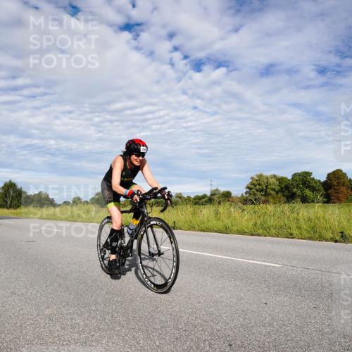 31.08.2025 - Elbe Triathlon Hamburg Michael Burmester http://msf.ph/oto/8663646 31.08.2025 09:40:27 Radfahren 279, 288, 406, 462, 627 meine-sportfotos.de