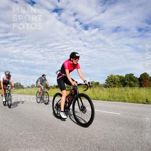 31.08.2025 - Elbe Triathlon Hamburg Michael Burmester http://msf.ph/oto/8663663 31.08.2025 09:40:46 Radfahren 246, 341, 415, 417, 444, 451, 477, 619, 716, 830, 840 meine-sportfotos.de