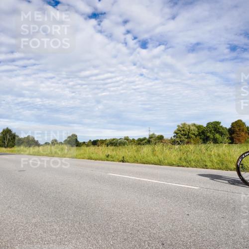 31.08.2025 - Elbe Triathlon Hamburg Michael Burmester http://msf.ph/oto/8663694 31.08.2025 09:41:04 Radfahren 496, 523, 546, 673, 748, 848 meine-sportfotos.de