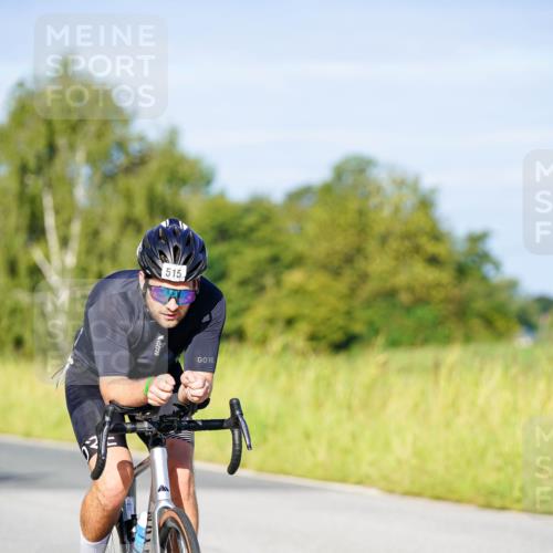 31.08.2025 - Elbe Triathlon Hamburg Michael Burmester http://msf.ph/oto/8663704 31.08.2025 09:19:22 Radfahren 392, 515, 646 meine-sportfotos.de