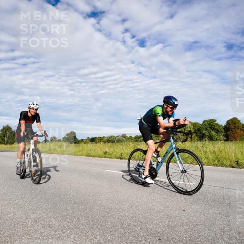 31.08.2025 - Elbe Triathlon Hamburg Michael Burmester http://msf.ph/oto/8663705 31.08.2025 09:41:14 Radfahren 261, 318, 395, 445, 523, 650, 672, 679, 692, 815, 853, 887 meine-sportfotos.de