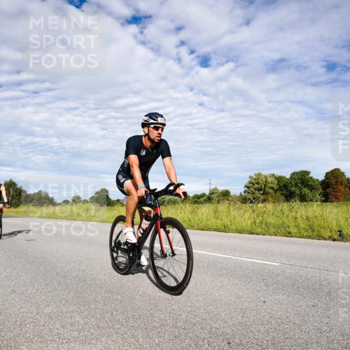 31.08.2025 - Elbe Triathlon Hamburg Michael Burmester http://msf.ph/oto/8663726 31.08.2025 09:41:20 Radfahren 318, 395, 445, 630, 650, 815, 851, 853 meine-sportfotos.de