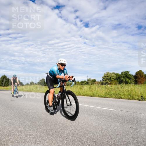 31.08.2025 - Elbe Triathlon Hamburg Michael Burmester http://msf.ph/oto/8663741 31.08.2025 09:41:38 Radfahren 302, 368, 608, 631, 678, 813 meine-sportfotos.de
