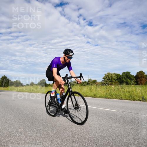 31.08.2025 - Elbe Triathlon Hamburg Michael Burmester http://msf.ph/oto/8663779 31.08.2025 09:42:20 Radfahren 248, 278, 299, 916, 929 meine-sportfotos.de