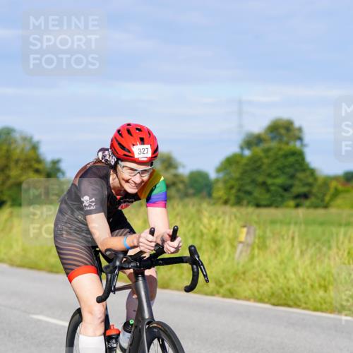 31.08.2025 - Elbe Triathlon Hamburg Michael Burmester http://msf.ph/oto/8663798 31.08.2025 09:20:22 Radfahren 327, 367, 589 meine-sportfotos.de