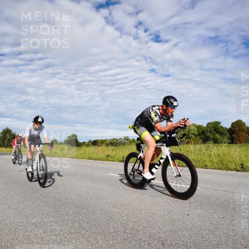 31.08.2025 - Elbe Triathlon Hamburg Michael Burmester http://msf.ph/oto/8663807 31.08.2025 09:42:50 Radfahren 268, 311, 361, 438, 486, 490, 505, 522, 615, 629, 648, 665, 715, 882, 884, 893 meine-sportfotos.de
