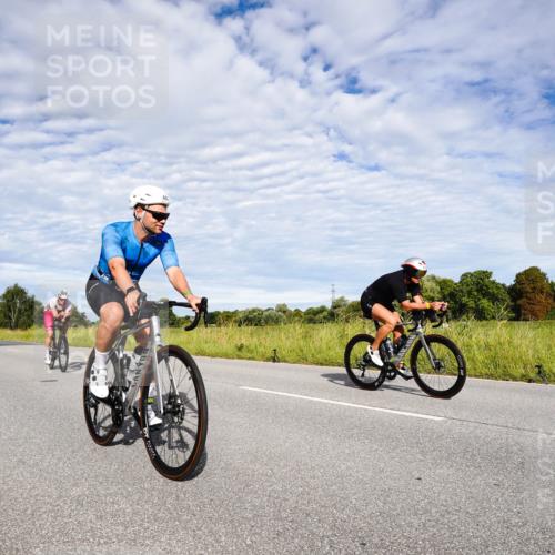 31.08.2025 - Elbe Triathlon Hamburg Michael Burmester http://msf.ph/oto/8663826 31.08.2025 09:42:57 Radfahren 311, 324, 414, 438, 486, 623, 624, 665, 732, 833, 837, 882 meine-sportfotos.de